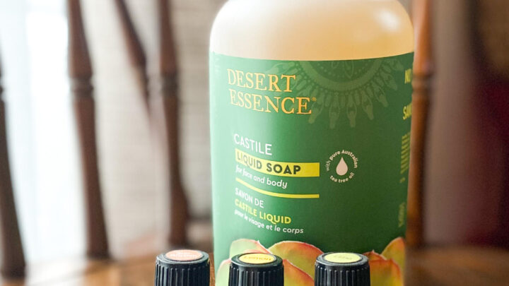 ドテラ精油15ml 21本 5ml 11本、サルベル、ケース付 入浴剤や石鹸作り ドテラ精油15ml 21本 5ml 11本、サルベル、ケース付 入浴剤や石鹸作り