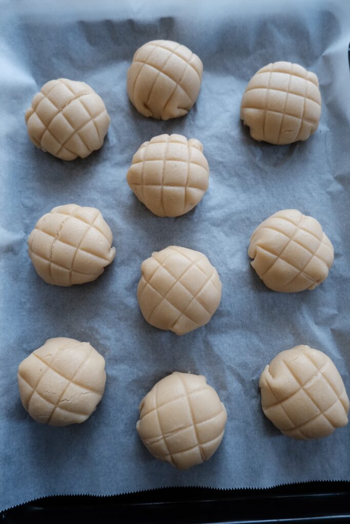 サワードウ メロンパン成形後