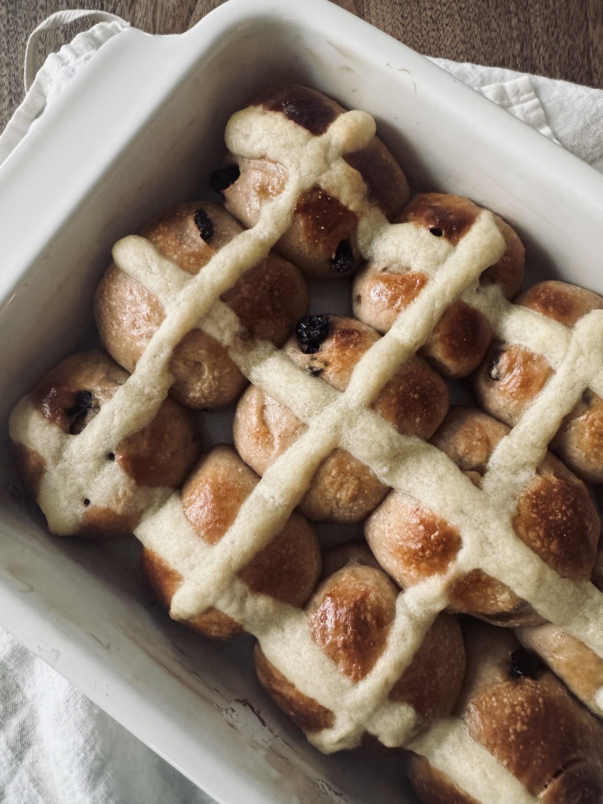 サワードウ ホットクロスバンズ